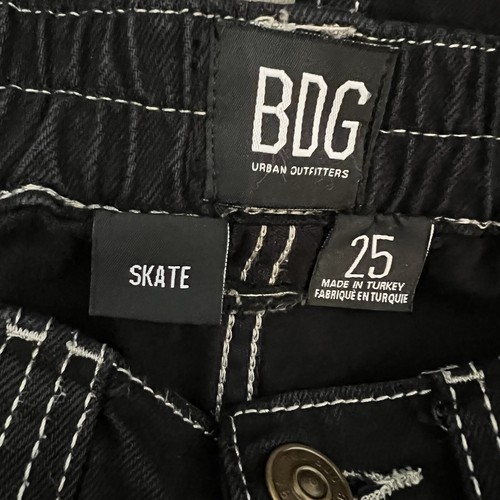 BDG Urban Outfitters Skate Cargo Pants 25 Black Zip Fly 7 Pockets - Picture 2 of 5