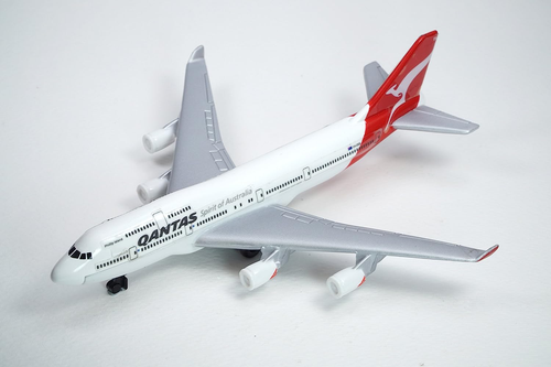 Realtoy Qantas B747 Aeroplane Toy Model - Picture 6 of 12