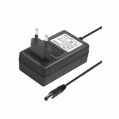 P19C Netzadapter DC 16,8V 3A 5,5x2,5mm Ladegerät Netzteil AC Adapter