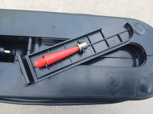 Chevrolet Chevy Volt OEM Emergency Tire Inflator Compressor Kit 2012-2014 - Picture 6 of 11