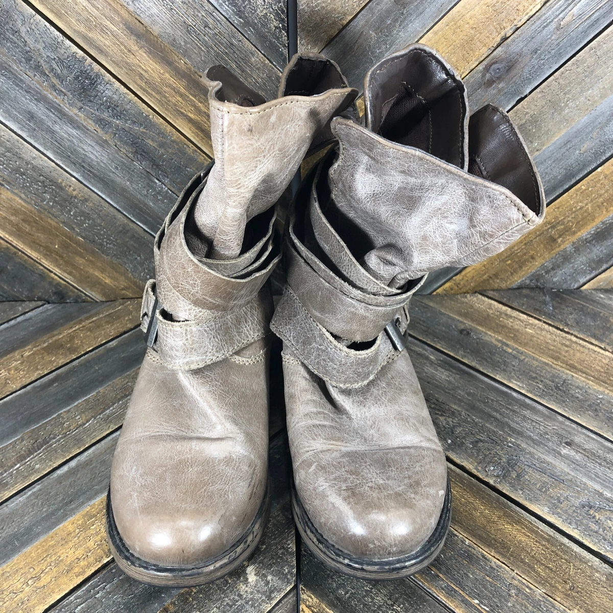 GUC Steve Madden Brewzzer Belted Biker style boots Brown leather