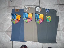 3 Topeka Jeans,Pantalon Topeka size 28x30 colors Kaki, Indigo and Gray.