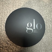 Glo Skin Beauty Pressed Base Foundation Golden Light 9g New Without Box