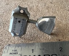 Vintage Gibson Deluxe Guitar Tuner Single Tuning Peg Bass Side Keystone Button