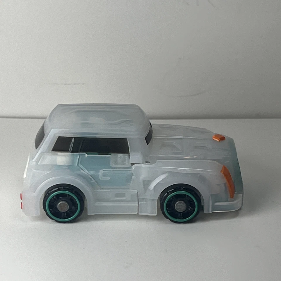 Mattel Turning Mecard Mothton White Transforming Robot Toy Car Figure - Image 2 of 4
