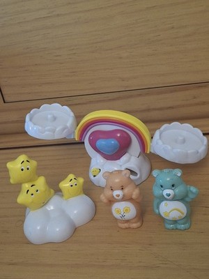 2003 Care Bears Care-A-Lot Wippe Totter Wippe Set komplett Friend & Wish sehr guter Zustand