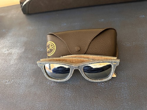 Ultra Rare Jean Ray-Bans (pre-owned)