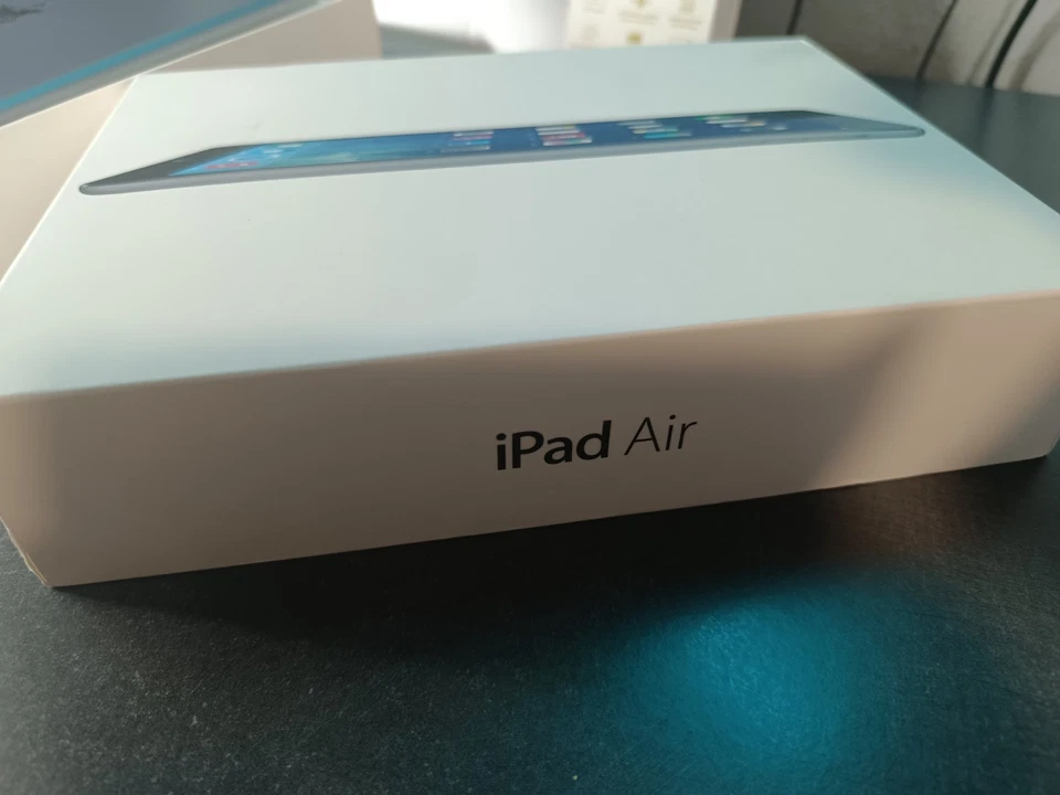Apple iPad Air 2 WiFi + Cell 128 GB Spacegrau - Bild 2 von 4
