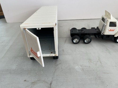Ertl Collectibles 1/64 White GMC Cab With Trailer JEWEL - Picture 6 of 11