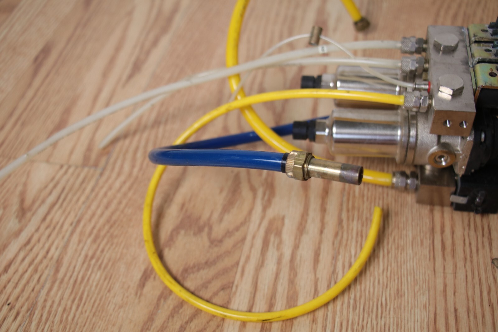 Filter Regulator 17W CAMOZZI N108DS02 +43004647 48V solenoid valve