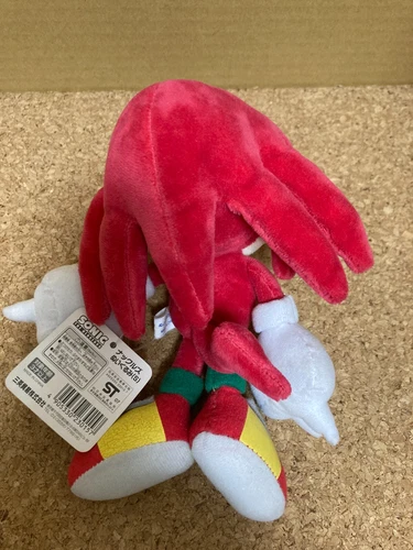 SEGA Knuckles the Echidna Plush Toy S 18cm Rare Sanei Japan with Paper Tags Used image 5