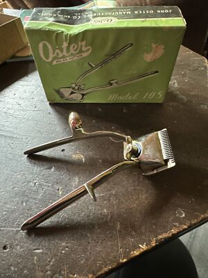 Vintage Oster Model 105 Size 000 Hand Hair Clipper Original Box