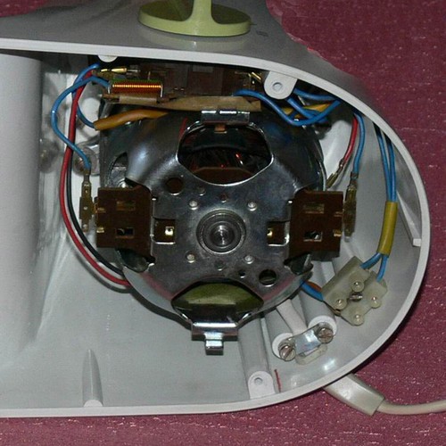 █ BRAUN KM32 🔴 TOP Schalterplatine mit nagelneuem Entstörkondensator KM MX 32 - Bild 3 von 3