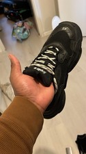 Balenciaga Triple S Burgundy Size 42 - Stock
