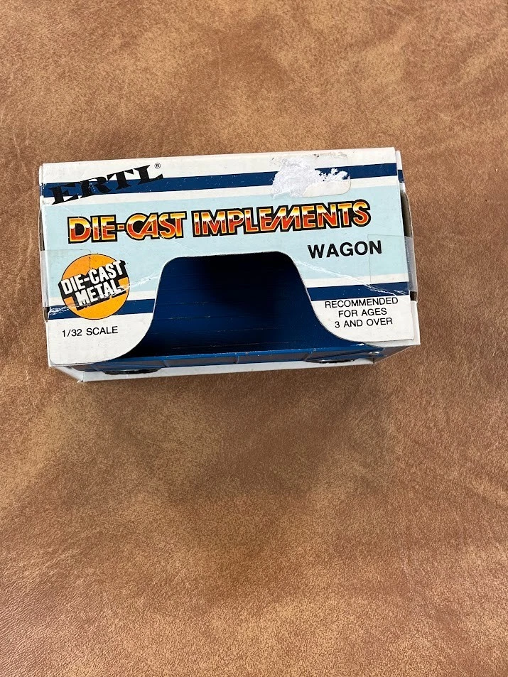 Vagón de granja azul Ertl 1/32 de colección nuevo stock antiguo juguete de granja fundido a presión no. 1977-241H Foto 4 de 4