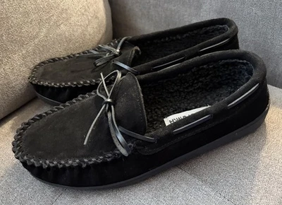 Mens Minnetonka Black Suede pile lined hardsole slipper house shoe style 11 M - Image 1 of 4