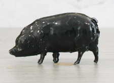 BRITAINS - VINTAGE LEAD FIGURE - FARM ANIMAL - BLACK ADULT PIG 441