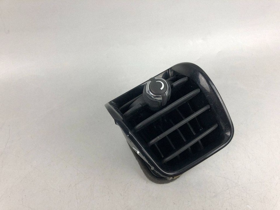 Mini Clubman F54 2019 dashboard side air vent grill trim 9305680 ...