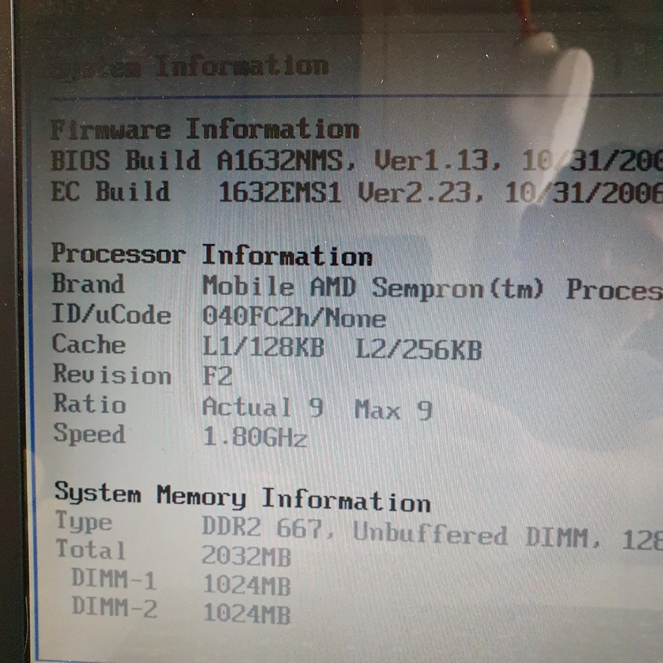 MSI Mega Book M670 MS-1632 AMD Turion 64 x2 Win XP TL-50 1.60 GHz Vintage Laptop - Image 2 of 4