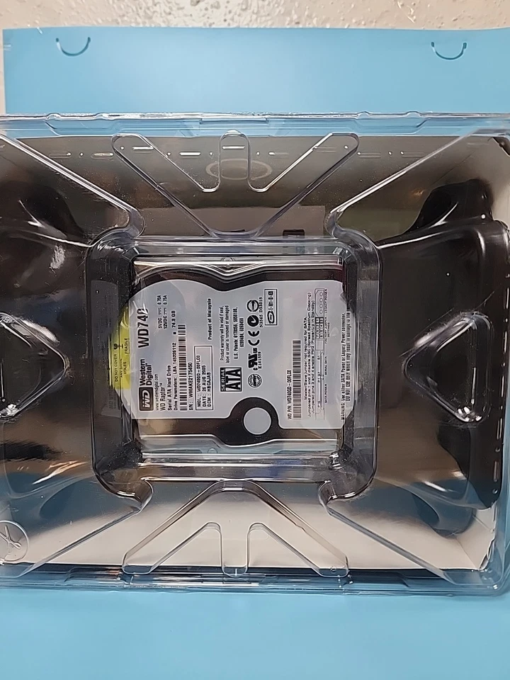 Western Digital WD740GDRTL WD Raptor 74GB SATA HARD DRIVE 10K RPM **New in PKG - Image 4 of 4