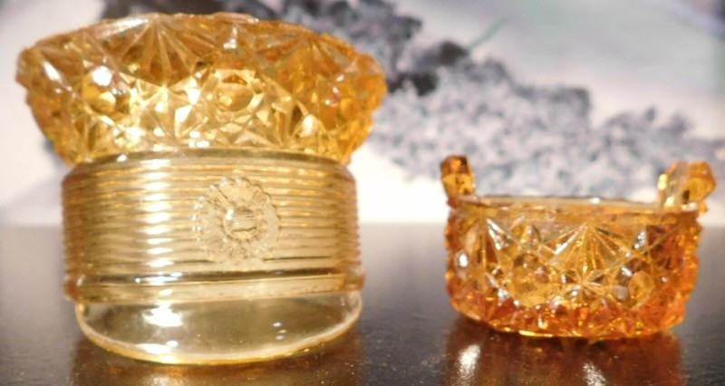 EAPG Duncan Glass Amber Daisy & Button Band Hat & Tub Open Salts Lot of 2 RARE