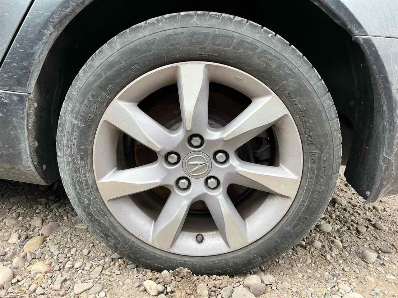 Picture 5 of 24