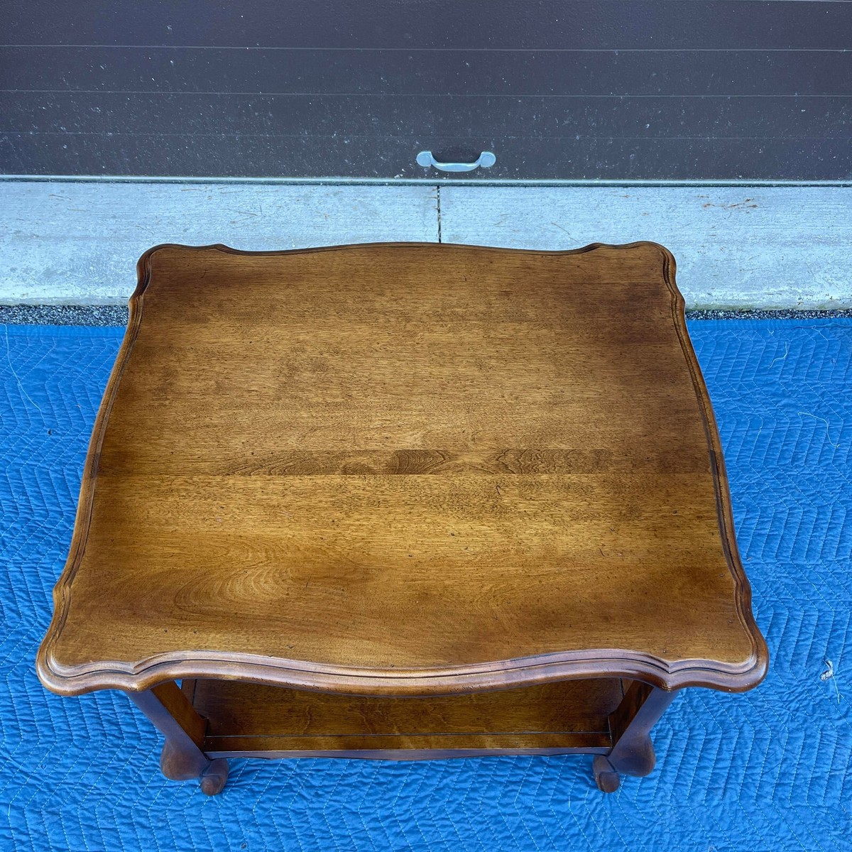 1980s Ethan Allen Country French Birch Tiered Side Table (26