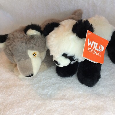 Wild Republic lot of 2: Hug 'Ems mini 8'' plush panda & wolf