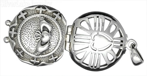 Sterling Silver Claddagh Hands Heart Locket Pendant, Cross Border, Filigree Back - Picture 2 of 4