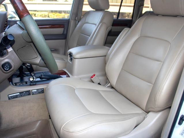 2001 Lexus LX470 LX 470 Sport Utility 4D