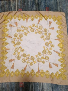 Foulard GUCCI 86 cm x 86 cm unisexe accessoire mode vintage