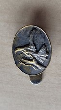 Vintage Cold War 1955 Peace Agreement Helsinki Pigeon buttonhole lapel badge