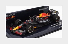 Minichamps 417231201 Red Bull - F1 RB19 Team Oracle Red Bull Racing N 1 World CH