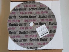 3M Scotch Brite EXL Unitized Deburring Finishing Wheel 2S Fine 6” x 1/4” x 5/8"