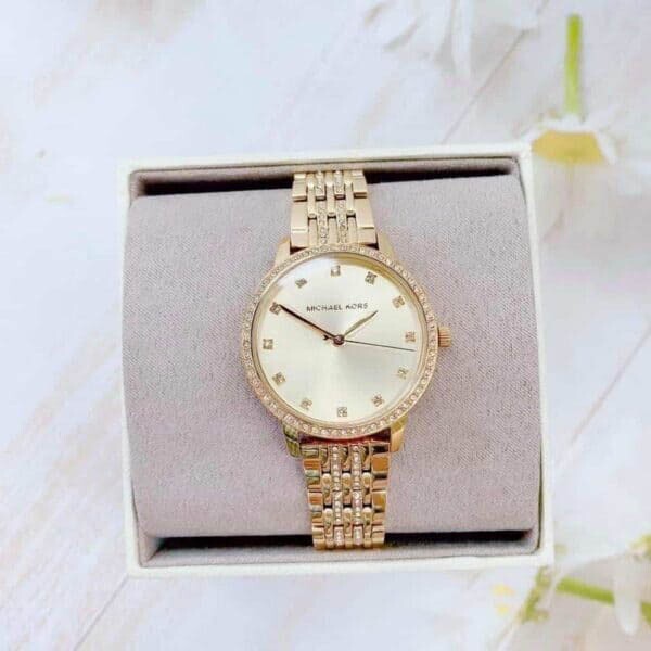 激安 ! Michael Kors Gold Tone Crystal Pave ブレスレット 激安 ! Michael Kors Gold Tone Crystal Pave ブレスレット