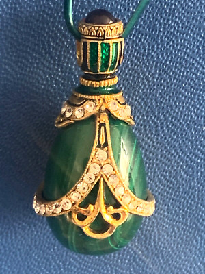 MALACHITE STYLE FABERGÉ STYLE PENDANT  STERLING CRISTALS