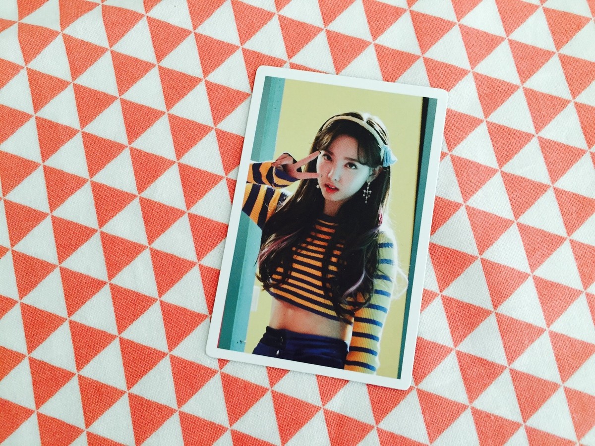 K-POP・アジア twice monograph merry&happy TWICE Merry & Happy Monograph Official Photocard Each Member