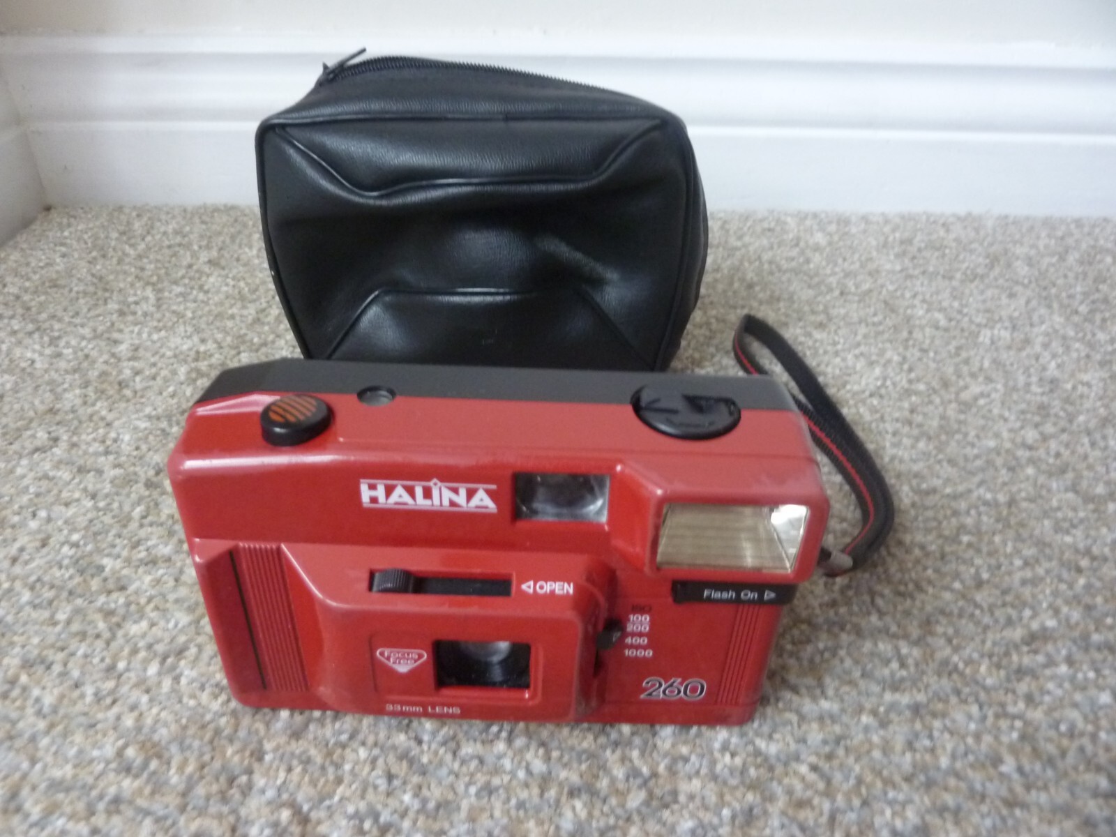Halina 260 (Red) - 35mm Film Camera - With Built In Flash