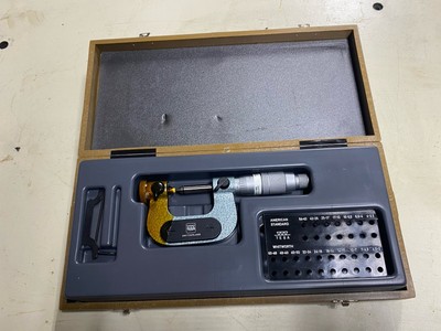 NICE SWISS TESA 0 -1  '' .0001 '' THREAD MICROMETER 1 Set Of ANVILS