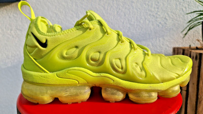 Nike Air Vapormax Plus ''Tennisball'' Atomic Green Gr 42 | Geil getragen gebraucht