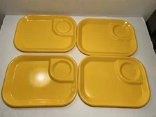 Set of 4 Vintage Rubbermaid Yellow #3850 Melamine Meal Trays with Cup Holder