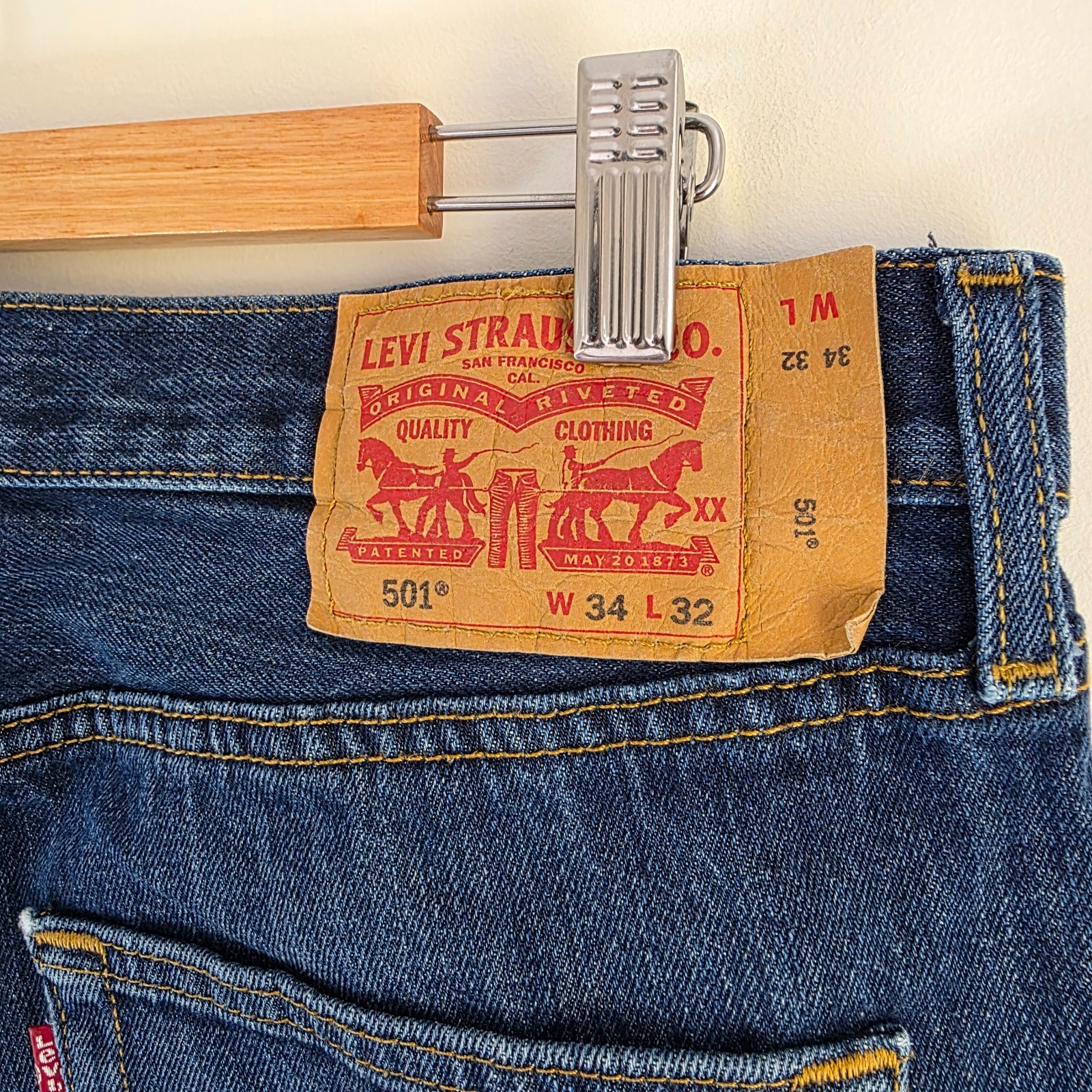 Levi's 501 Straight Leg Men's Jeans W34 L32 Blue Denim Button Fly Cotton Classic image 8