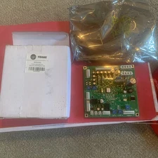 Trane MOD02554 - Module Reliatel RTOM  V10.0 6400-1083 REV G Options Module NIB