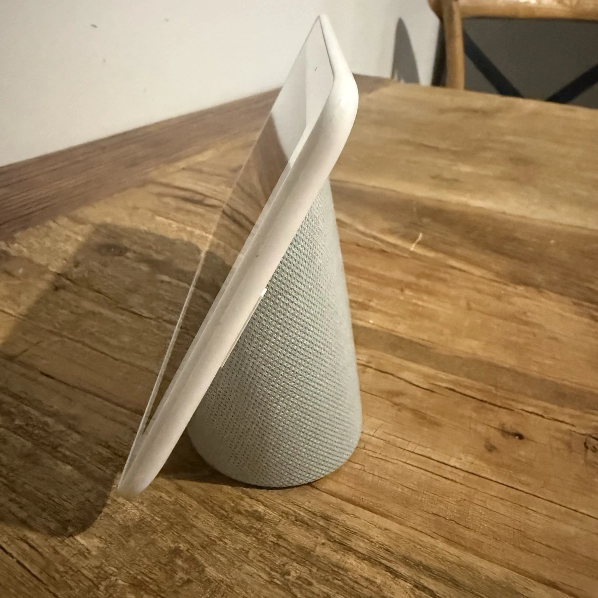 Google Nest Hub 1st Gen Generation Chalk H1A