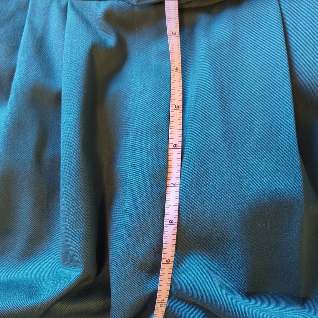 Picture 9 of 12