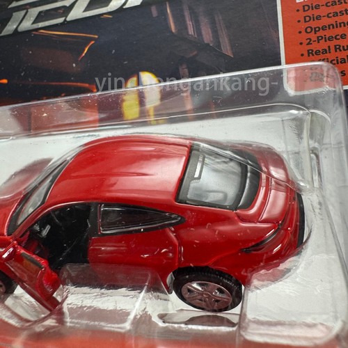 PORSCHE TAYCAN TURBO S red 1:64 DIECAST MODEL CAR BY MAISTO 15700-24H-3H - Picture 3 of 9