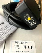 OPTEX BGS-2V100 Photoelectric Switch New