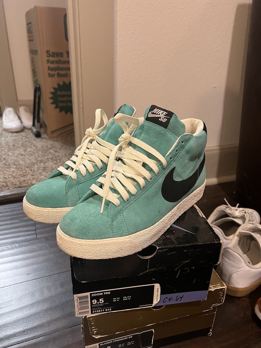 Nike SB Blazer Azure 2008 - Size 9.5 826220545363| eBay Nike SB Blazer Azure 2008 - Size 9.5 826220545363| eBay