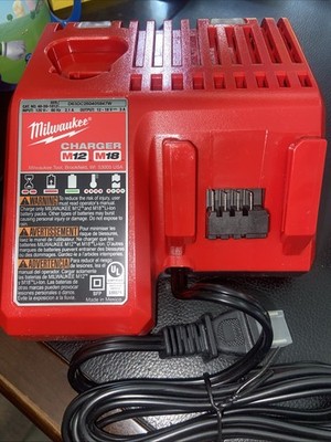 Milwaukee 48-59-1812 M18 & M12 Multi-Voltage Battery Charger - Red (48-59-1812)
