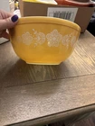 Vintage Pyrex Butterfly Gold (403) 2  1/2 QT Nesting Mixing Bowl
